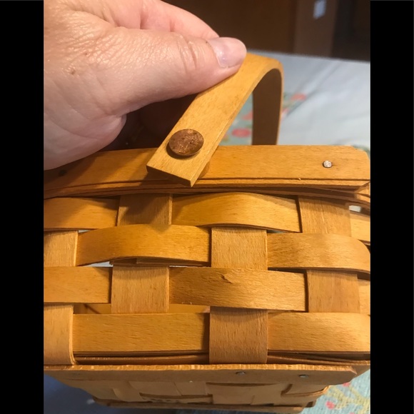 GUC Vintage 1999 Longaberger Handmade Small Square Peg Basket. - Picture 7 of 9